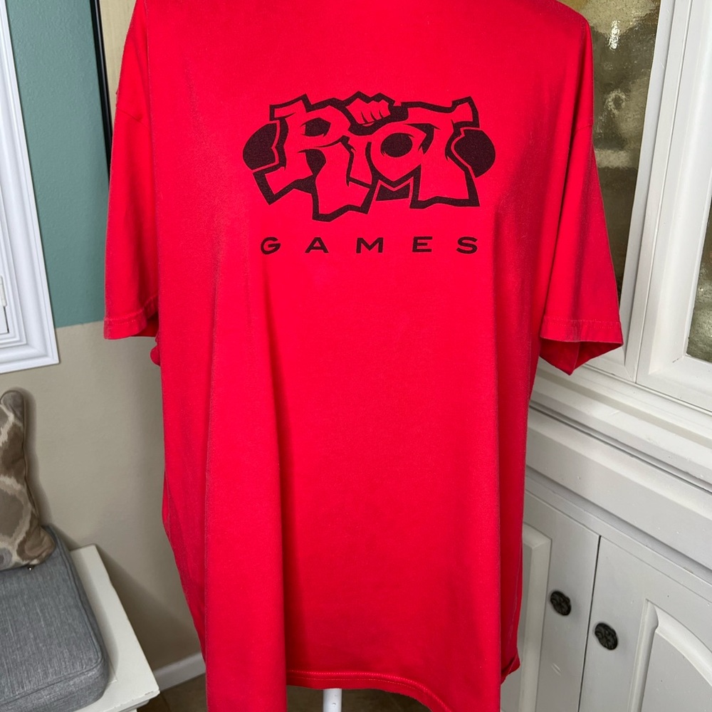 RIOT GAMES red t-shirt original stock 2015 size XXL
